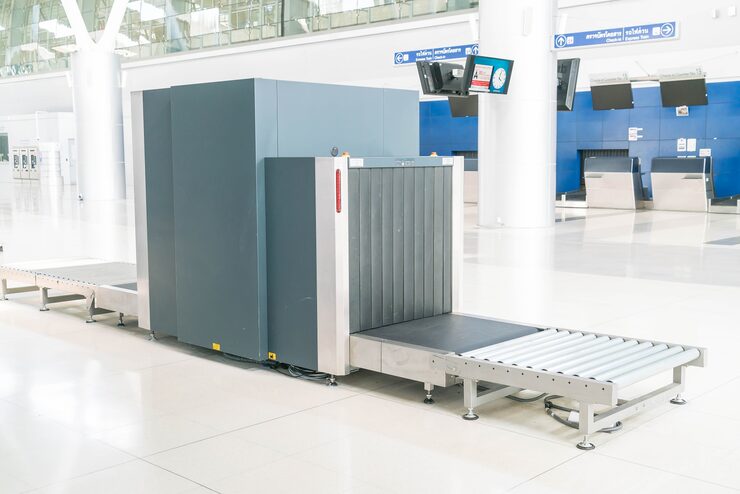 check-baggage-airport-x-ray-scanner_1339-6334