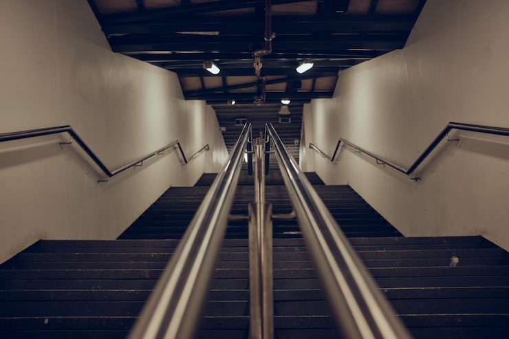 low-angle-view-escalator-subway-station_1048944-7166368